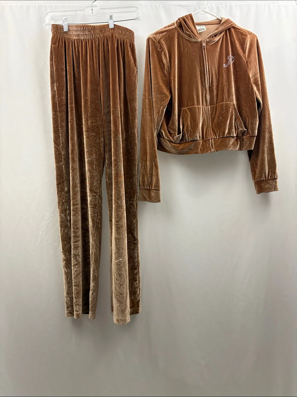 PINK Victoria’s Secret Velour Track Suit Women’s Size S/M Tan 2 Pc Rhinestone - Picture 2 of 9